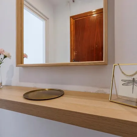 Un Respiro En Playa Victoria 1 Hab Y Salon Con Sofa Cama Cadix