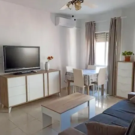 Un Respiro En Playa Victoria 1 Hab Y Salon Con Sofa Cama アパート カディス